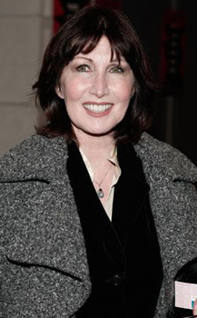 Joanna Gleason
